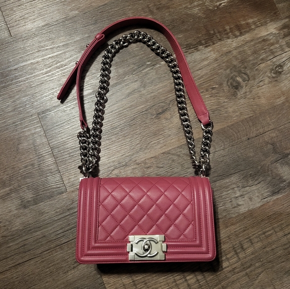CHANEL Quilted Boy Bag Small Lambskin in Pink - Picture 13 of 13